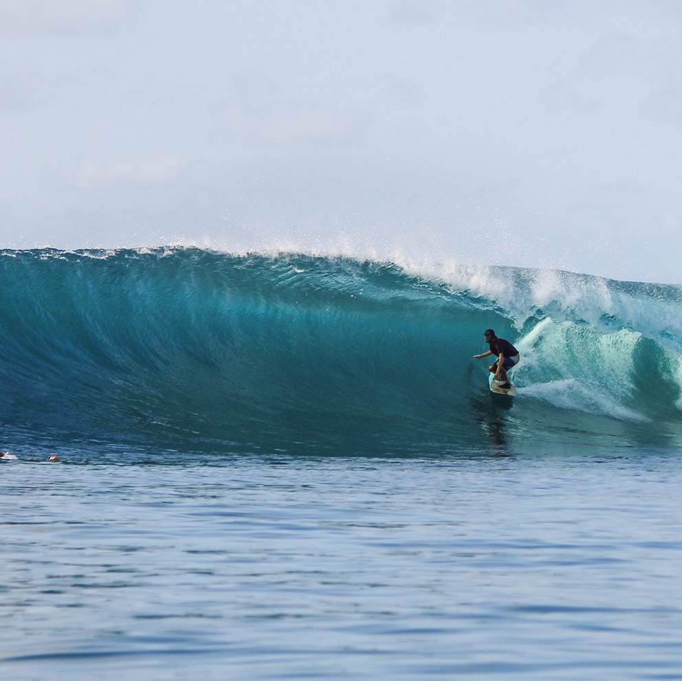 surfing sucky mamas big waves indonesia rote island anugerah